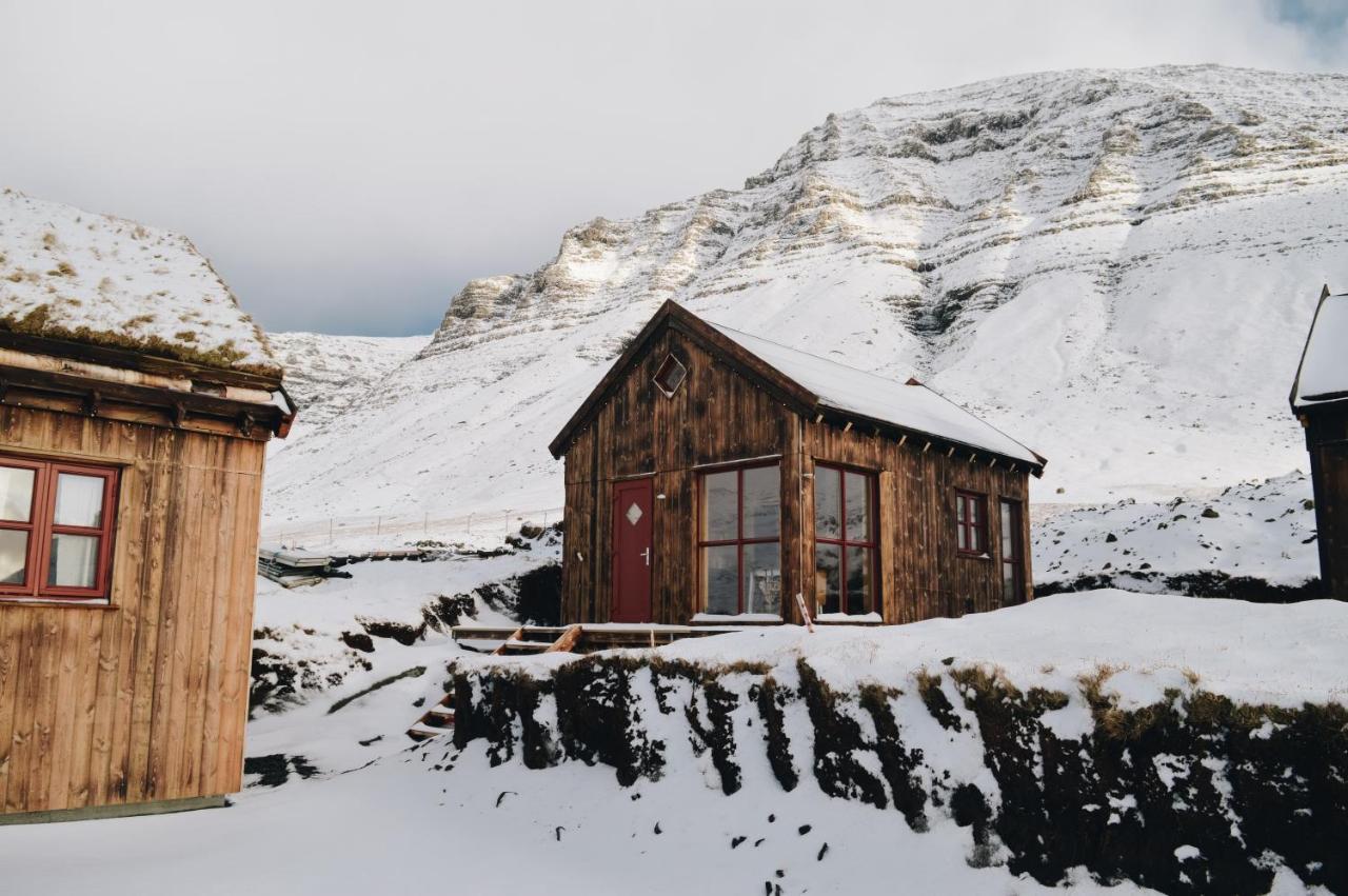 Mulafossur Cottage No 3 By Famous Waterfall In Gasadalur Kültér fotó